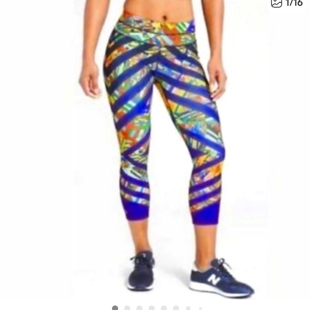 Athleta Kaleidoscope Multicolored Capri Sonar Leggins size S